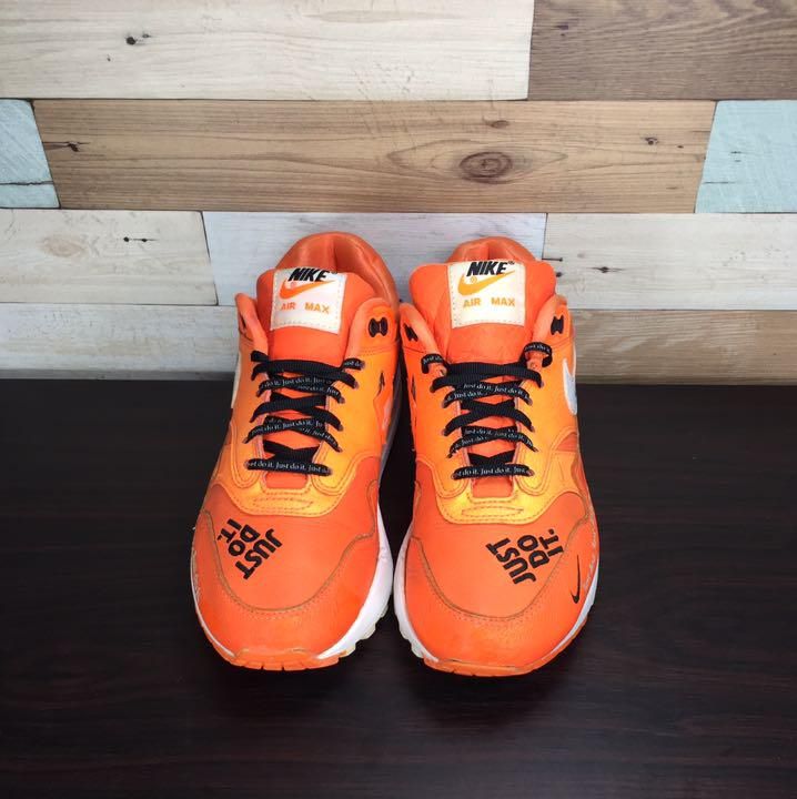NIKE AIR MAX 1 LX ナイキ エア マックス 1 LX ジャスト ドゥ イット 