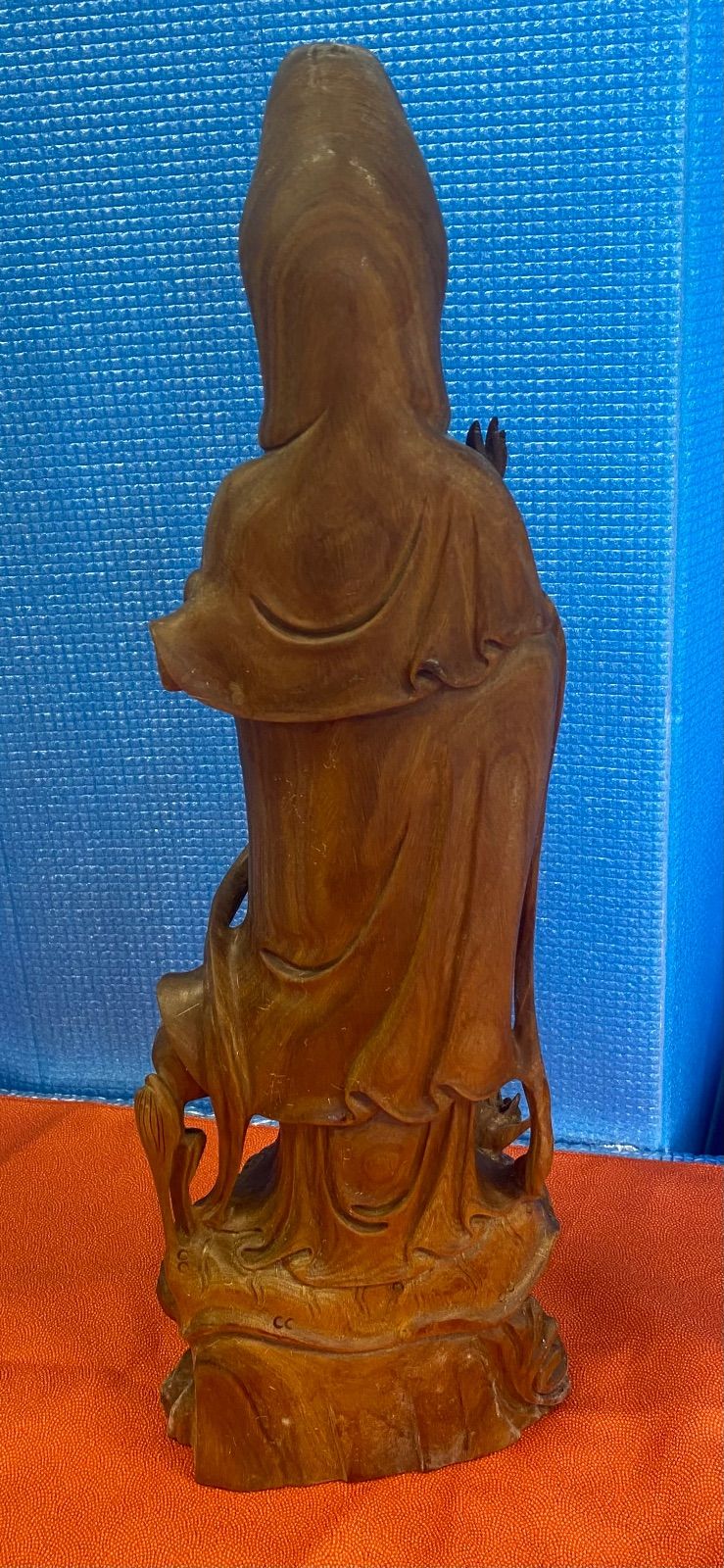 精巧な彫刻如意持て観音様　宝石の木（緑檀）彫刻　一刀彫り　仏像　木彫り 精巧な彫刻如意持て観音様 宝石の木（緑檀）彫刻 一刀彫り 仏像