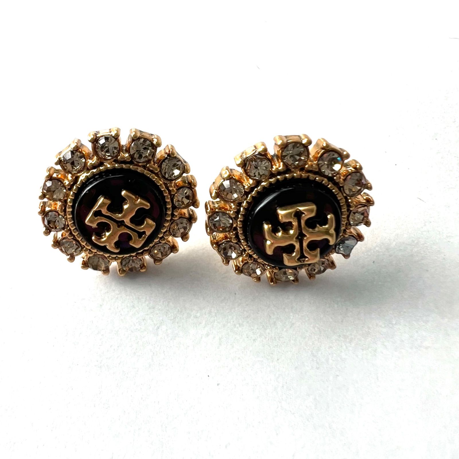Tory Burch トリーバーチ ピアス ロゴ ゴールド - メルカリ