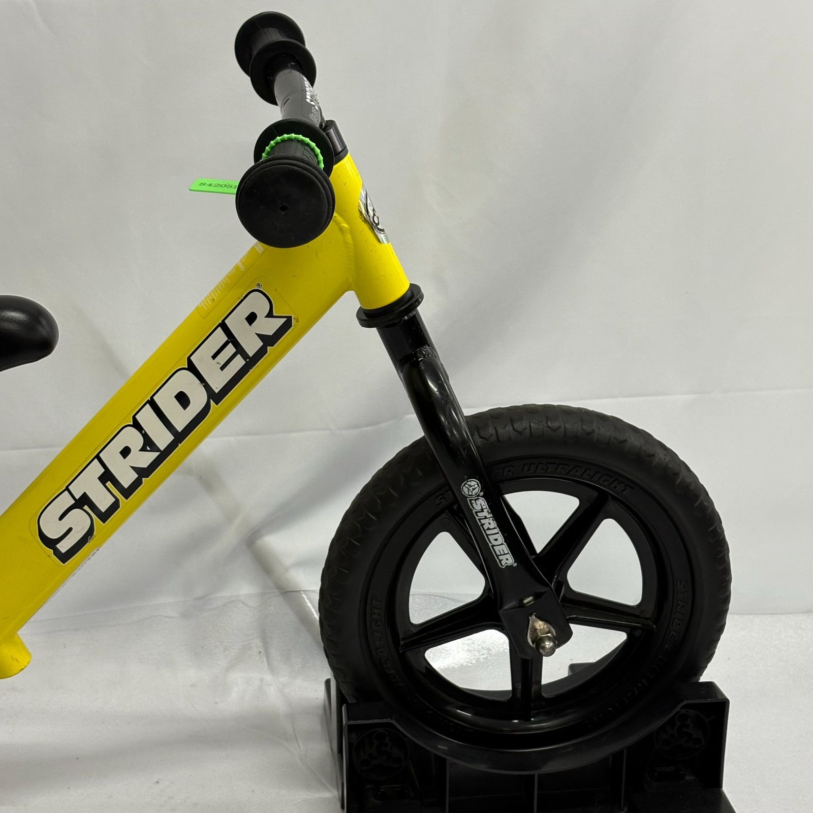 STRIDER ストライダー 12 ST-4 バランスバイク イエロー 黄色