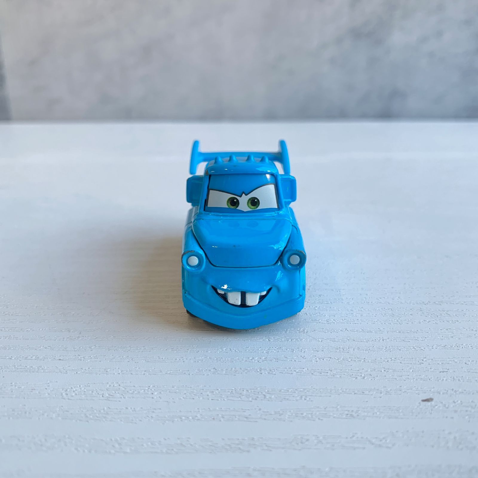 トミカ C-28 ディズニーピクサー カーズ メーター - メルカリ