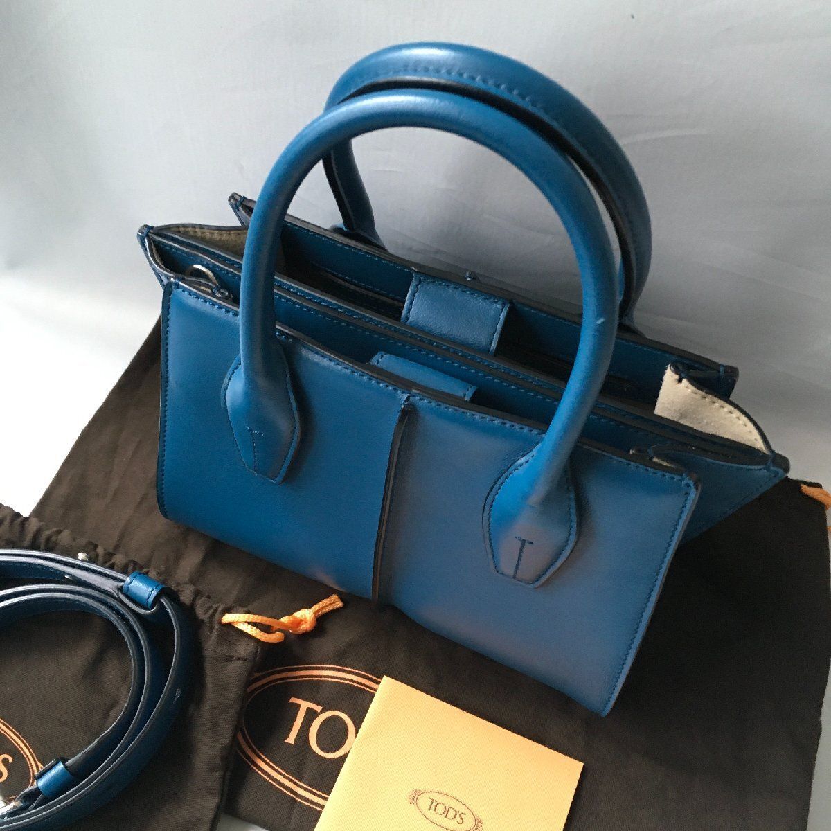 極美品 TOD