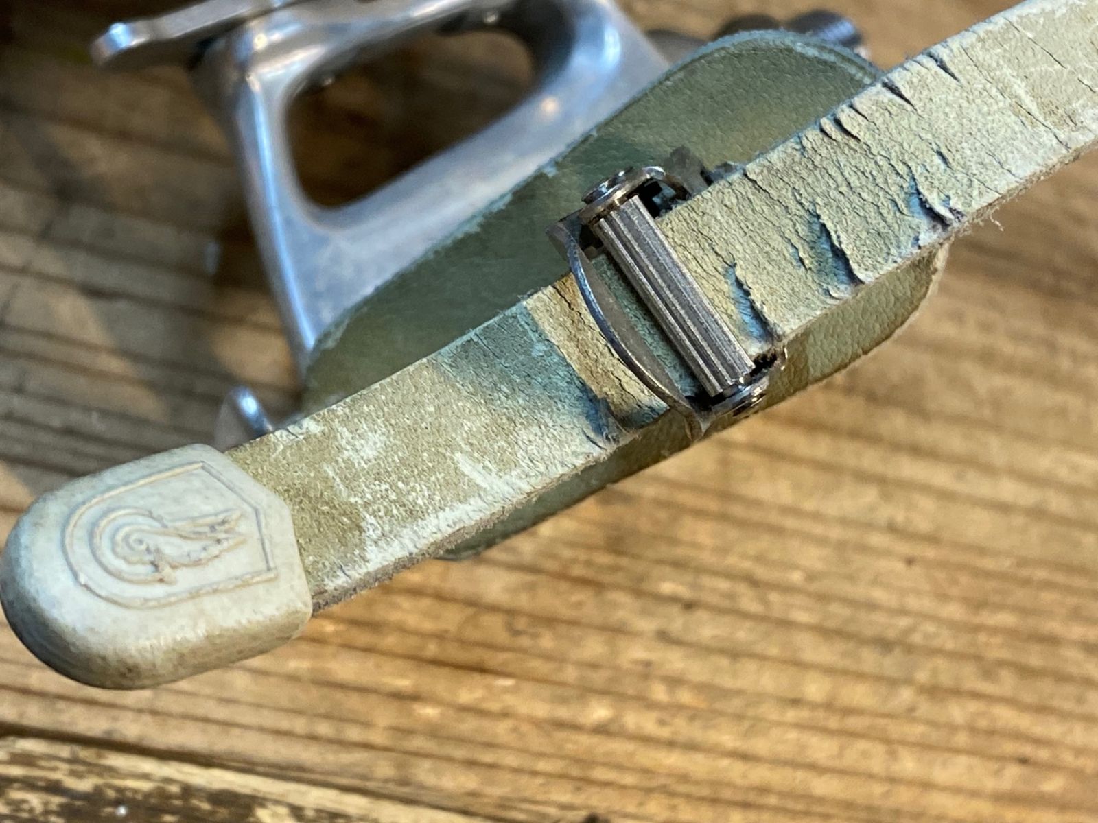 トゥークリップ