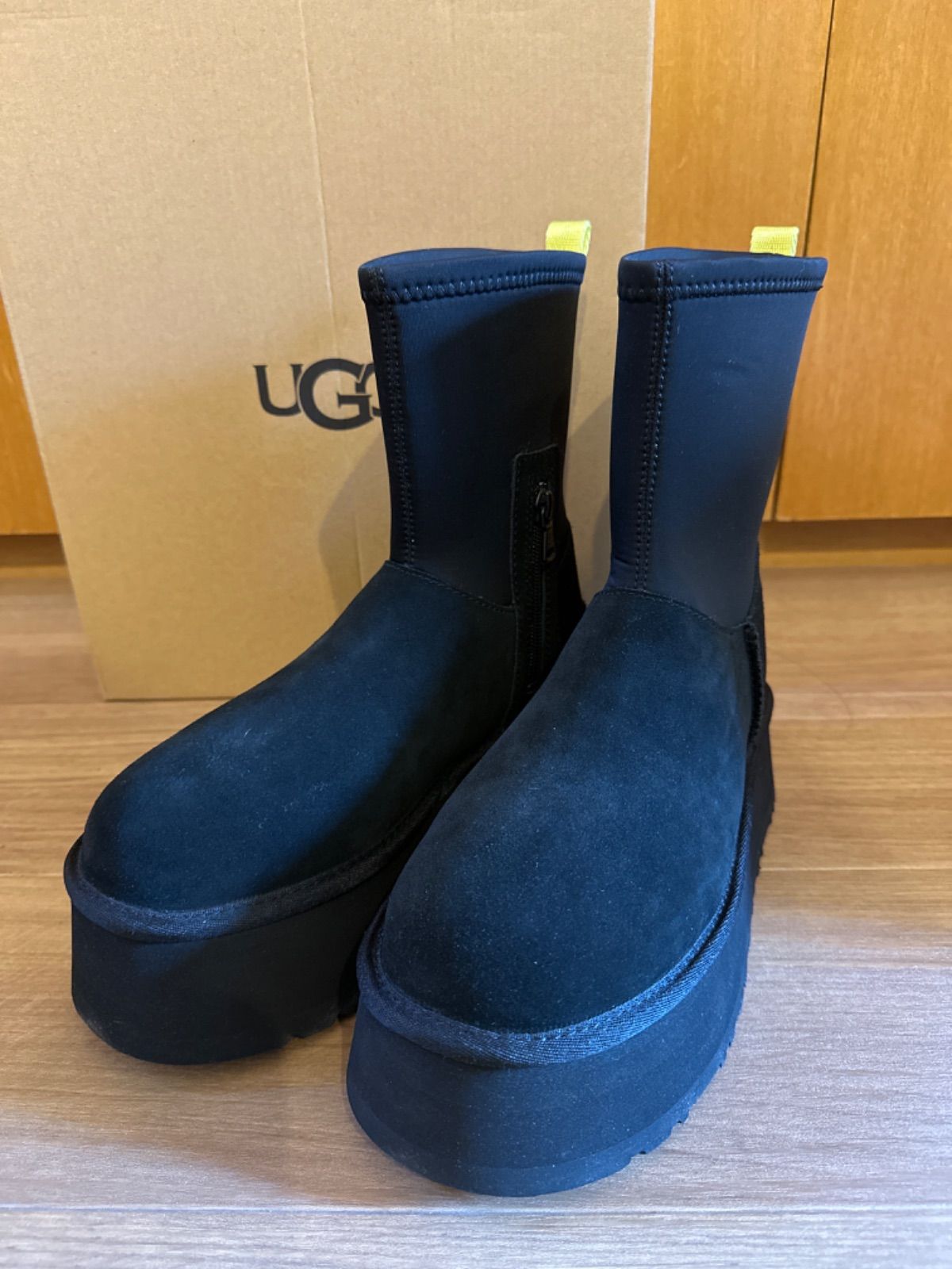 【新品未使用】UGG アグ ブーツ レディース CLASSIC DIPPER 厚底