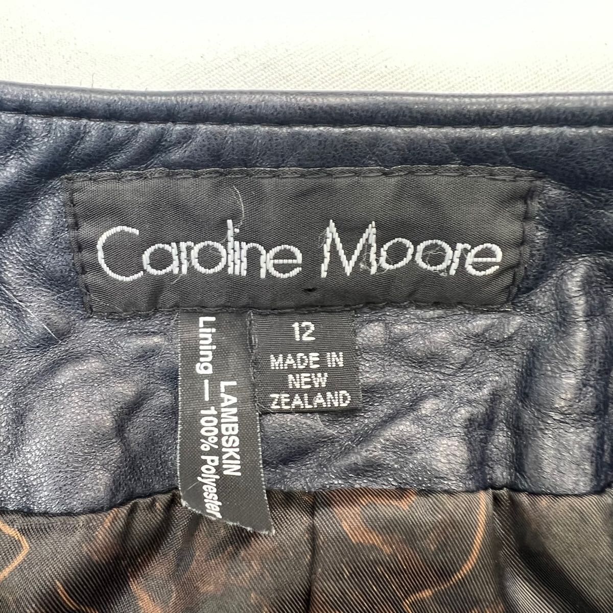 ◆キャロラインムーア caroline moore レザーコート 中古品 Caroline Moore ☆ キャロライン ムーア ラムスキン 羊革 ジャケット