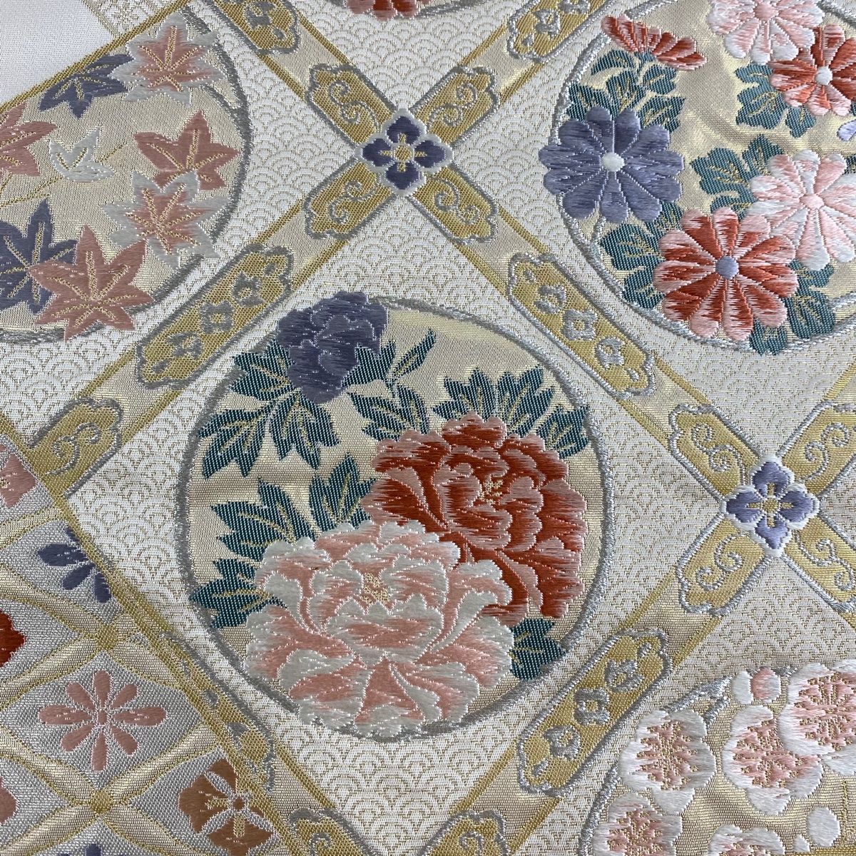 名古屋帯 美品 取りかえ 秀品 葡萄唐草 銀彩 灰色 正絹 【中古】