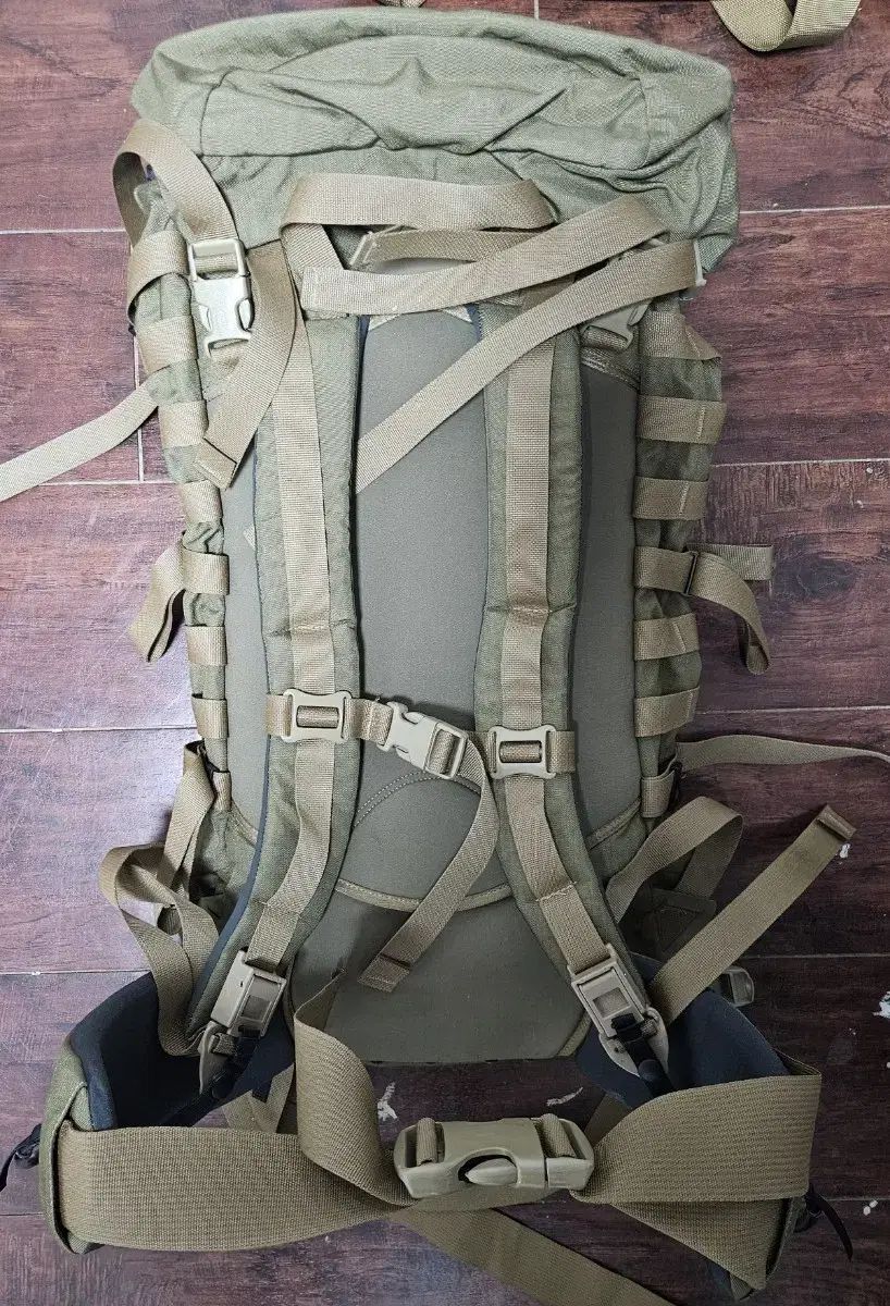 ARC TERYX アークテリクス LEAF エコー