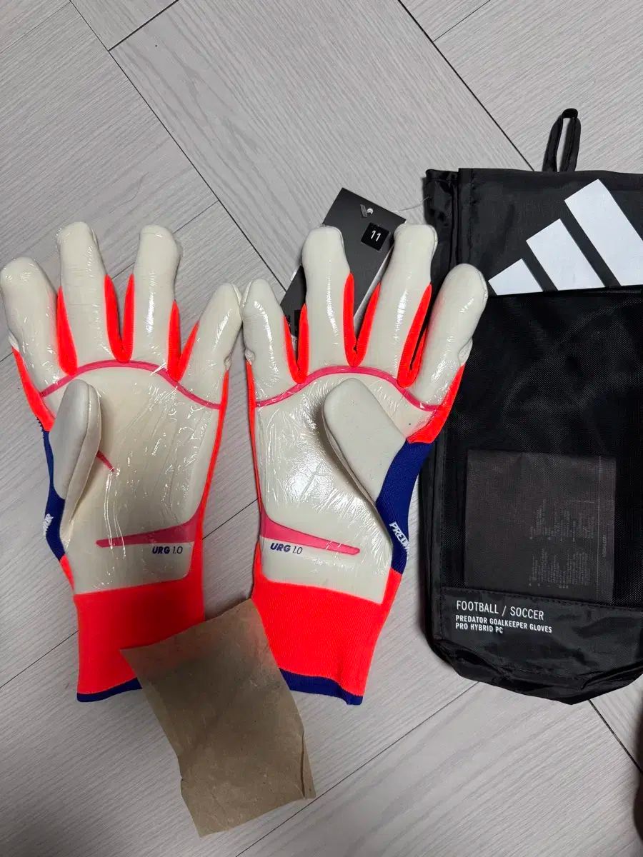 アディダス プレデター ハイブリッド プロモ URG1 0 11号 キーパーグローブ