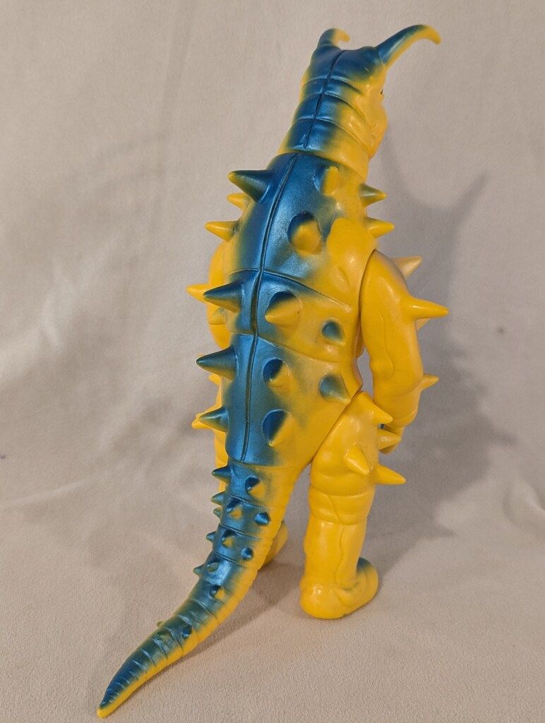 B-CLUB 復刻版怪獣シリーズ ブルマァクの怪獣シリーズ グドン(イエロー