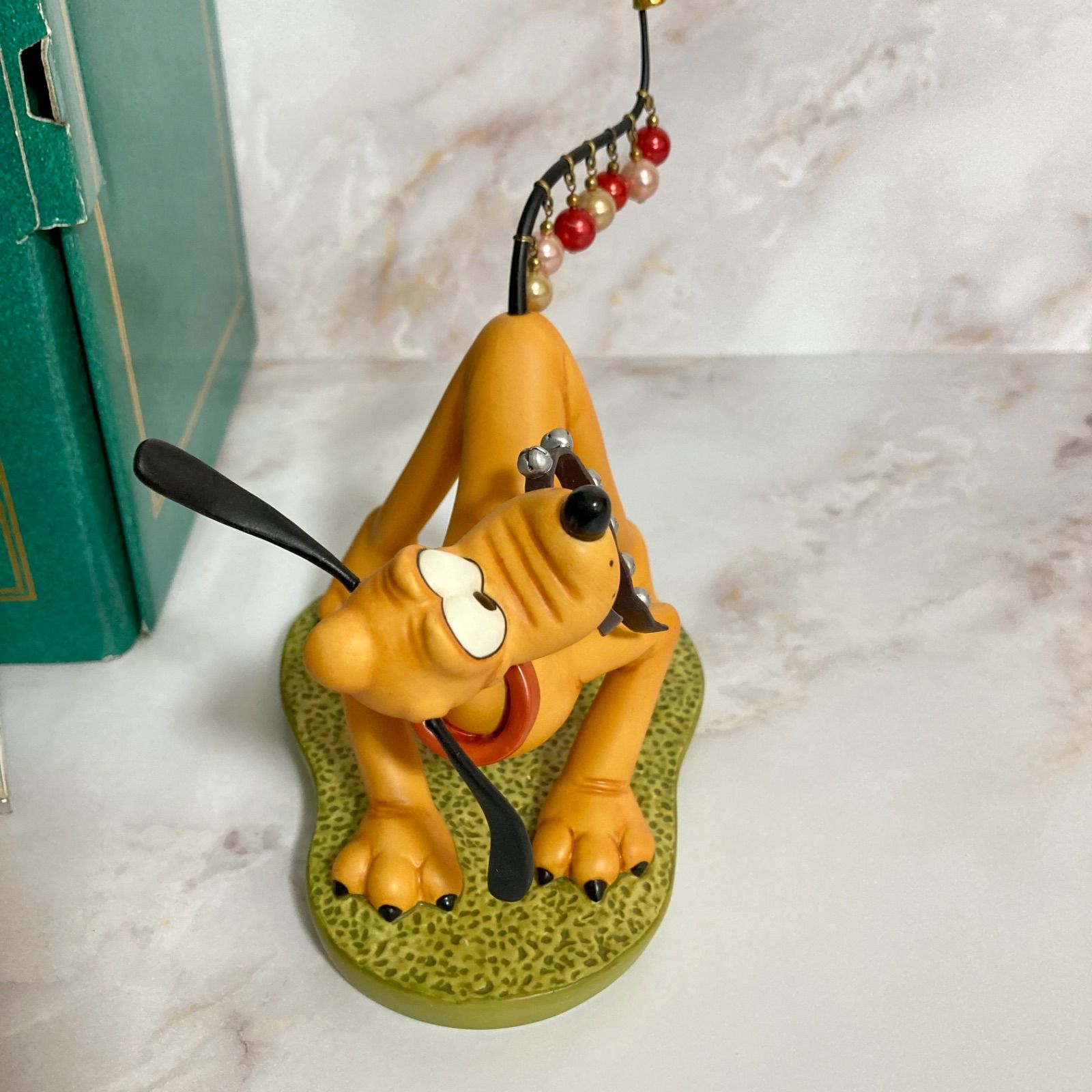 Disney - WDCC プルートのクリスマスツリー フィギュア ディズニーフィギュア専門店 ディズニーコレクション