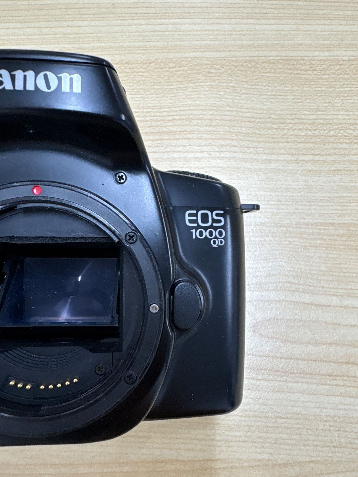 Canon EOS1000QD フィルムカメラ レンズ付き - メルカリ