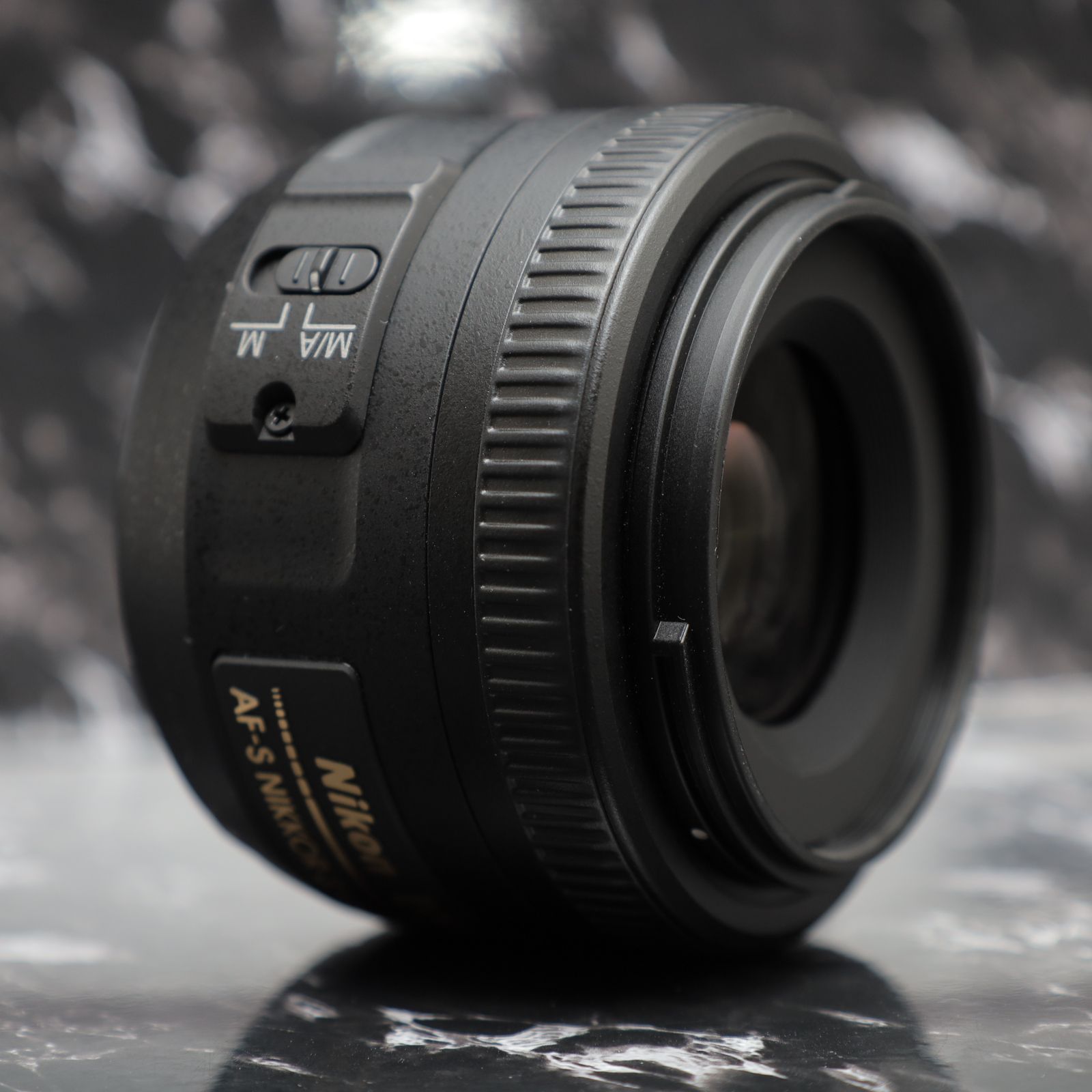 ☆明るく美しいボケ感☆Nikon ニコン AF-S DX NIKKOR 35mm f/1.8G