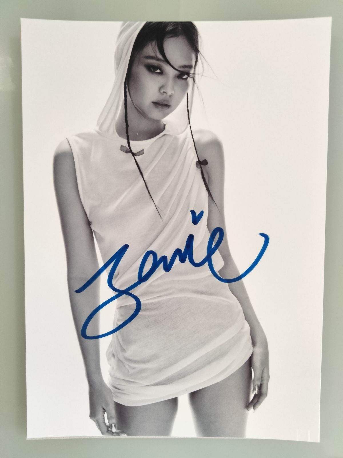 ジェニー直筆サイン入り2Lサイズ写真…Jennie…BLACKPINK… - メルカリ