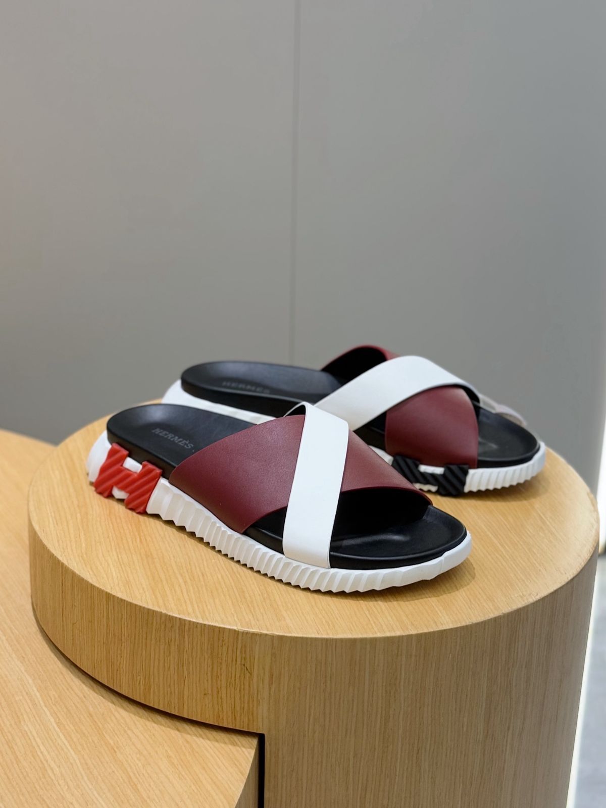 HERMES エルメス　サンダル　スリッパ HERMES - エルメス HERMES オラン フラット 靴 サンダル