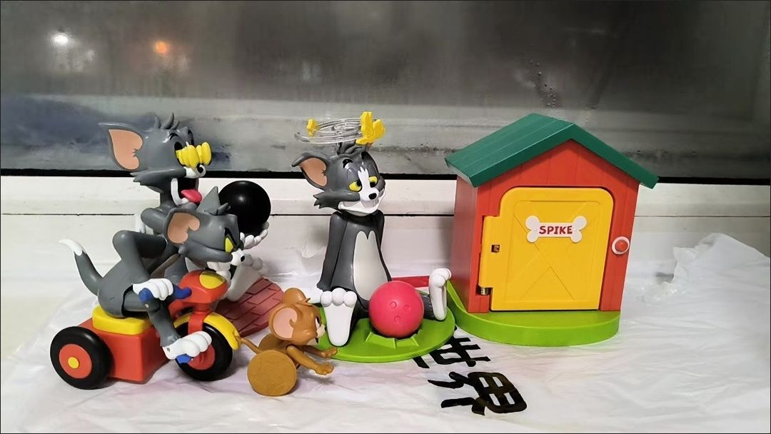 【52TOYS】 トムとジェリー 可動フィギュア ブラインドボックス 4種セット Amazon | 52TOYS BLINDBOX x TOM and JERRY トムとジェリー