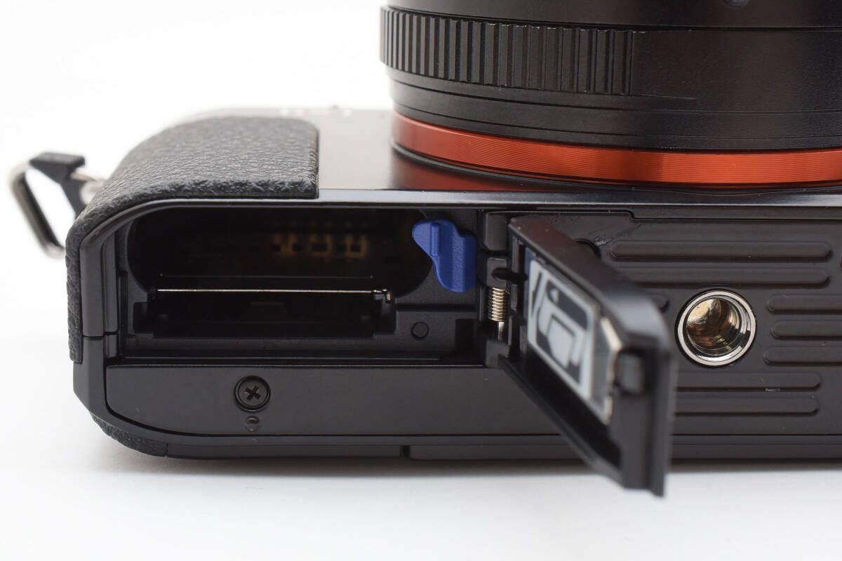 1 コンパクトデジタルカメラ