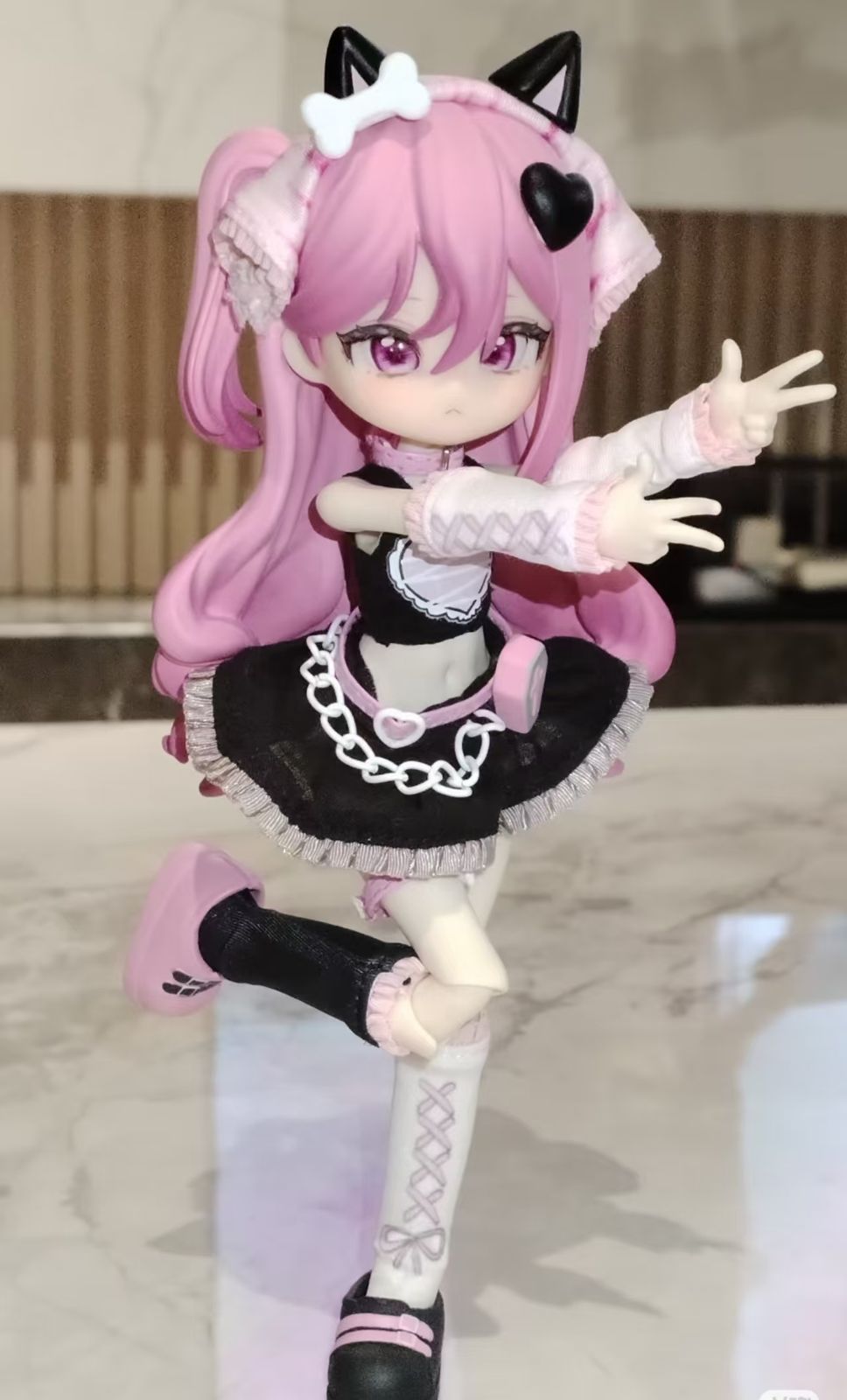 OneMall provides Mercari products: 悸動瞬息 “一万次出逃” “1万回の