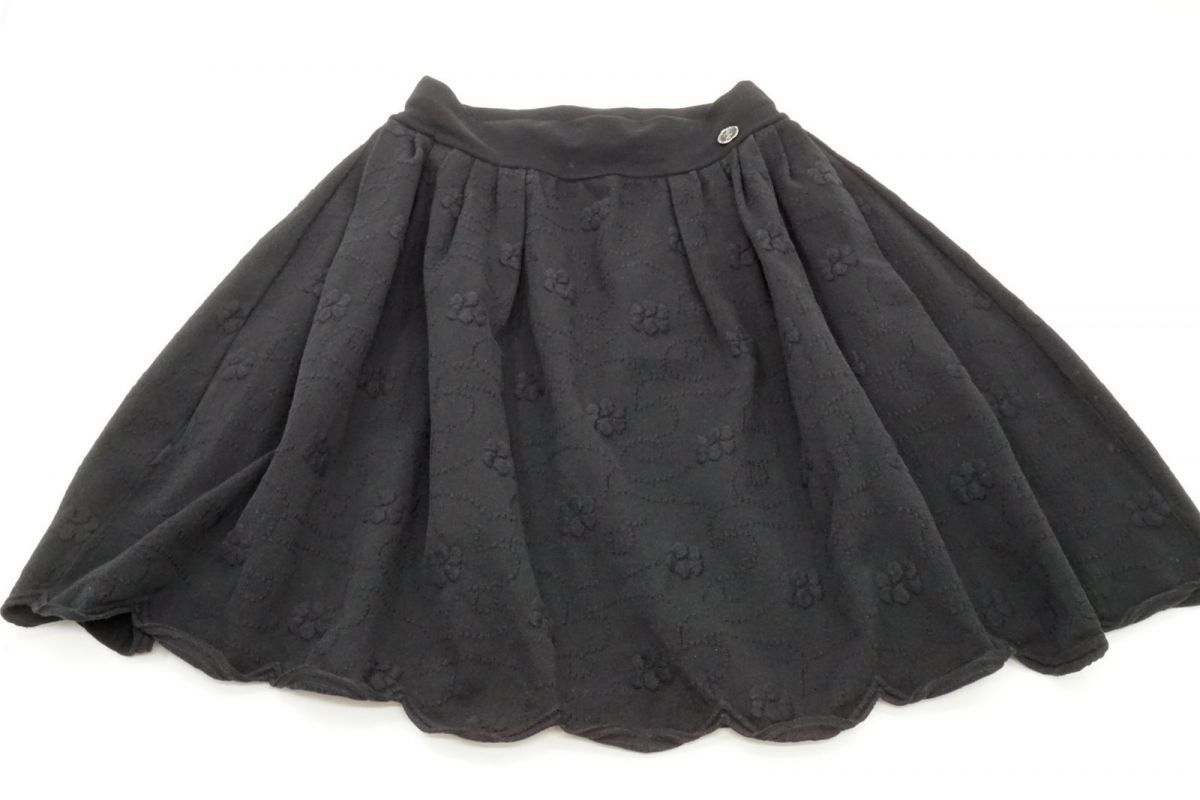 シャネル 36 約M フ スカート P45288 カメリア エンボス加工 ココマーク スカラップ 黒 ブラック CHANEL 2481g