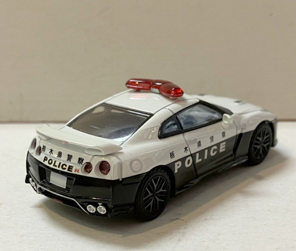 パトロールカー