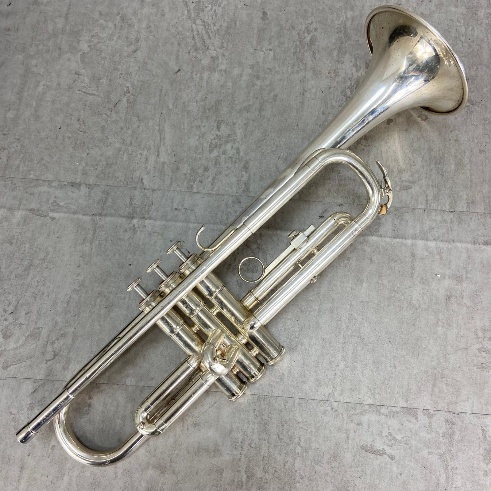 ヤマハ　トランペット YTR-1310　イエローブラスベル　Mボア　ニッケル ヤマハ トランペット YTR-1310 イエローブラスベル Mボア ニッケル