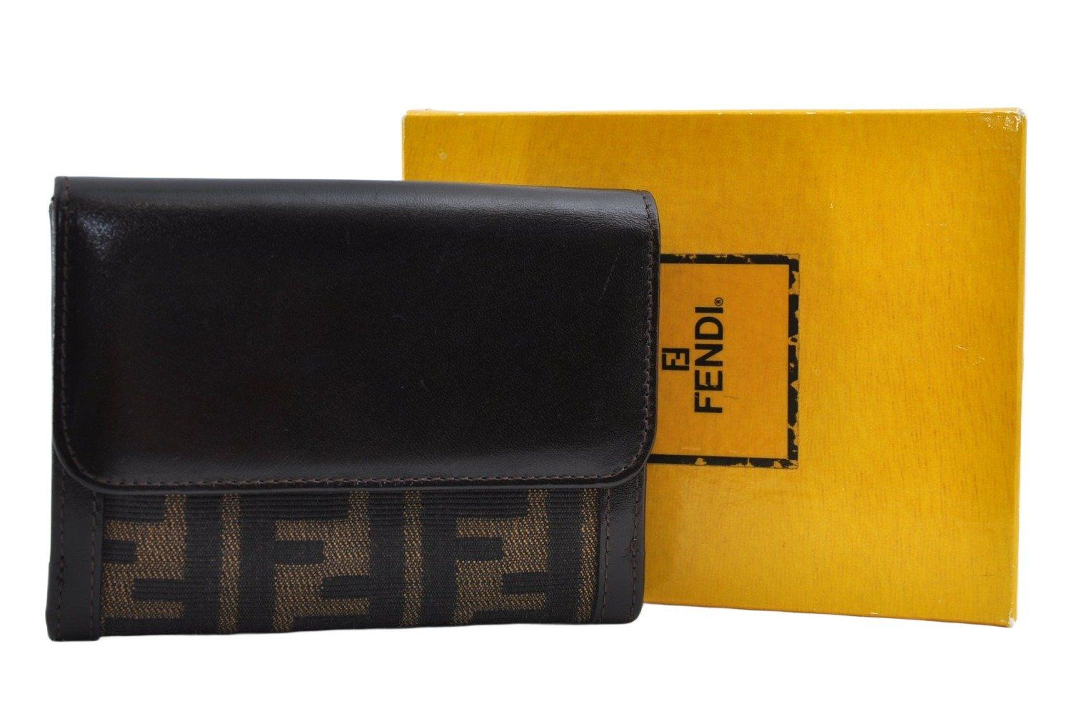 FENDI フェンディ ズッカ柄 二つ折り財布 レザー ナイロン ブラウン 箱 0914M
