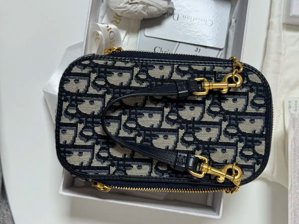 Dior 30モンテーニュ　オブリーク ショルダーバッグ ネイビー/ベージュ Christian Dior/クリスチャンディオール】 オブリーク 30モンテーニュ