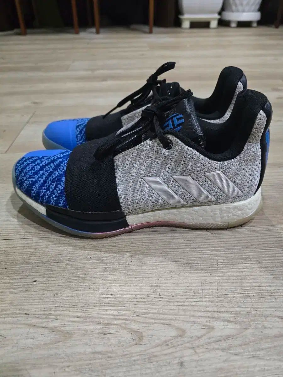 adidas(アディダス) ハーデン Vol 3 バスケットシューズ ブルー