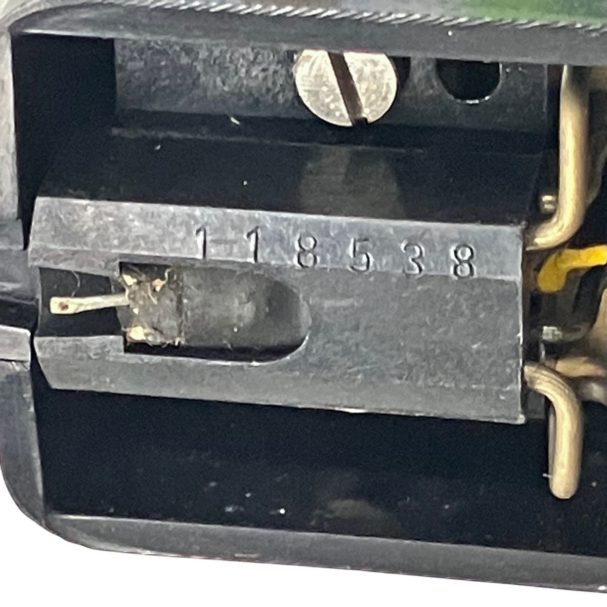 Y10095607