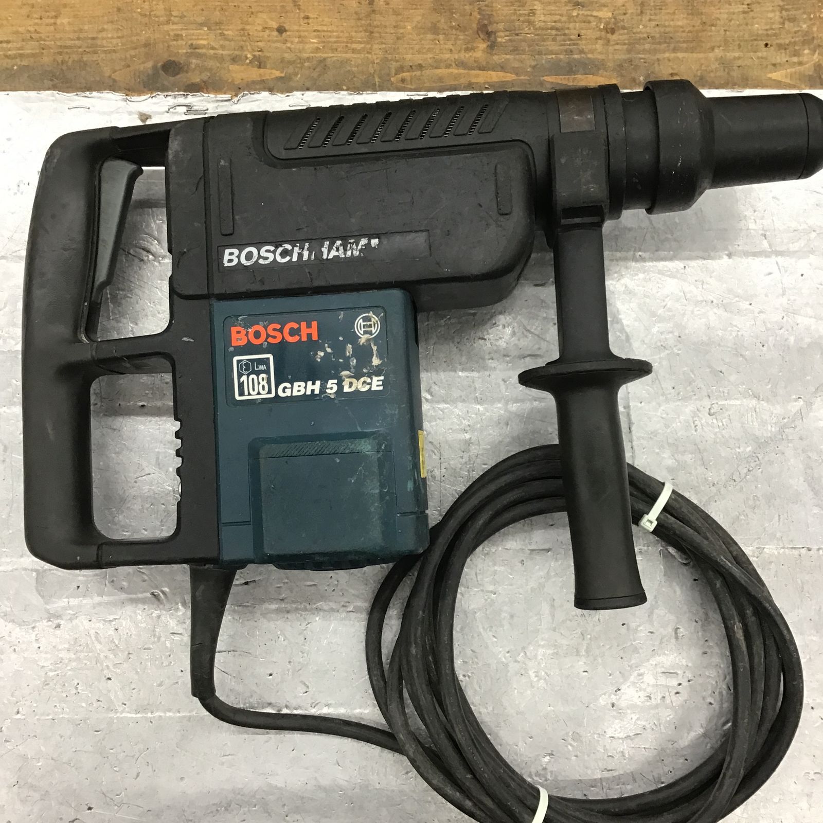 ボッシュ ハンマドリル GBH5DCE【所沢店】