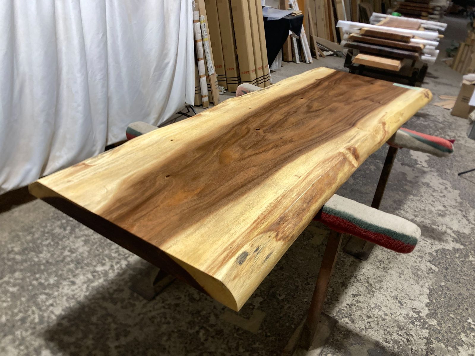 モンキーポッド9247 一枚板無垢 乾燥材 2100x700-620x62mm 天板のみ カウンター センターテーブル ダイニングテーブル