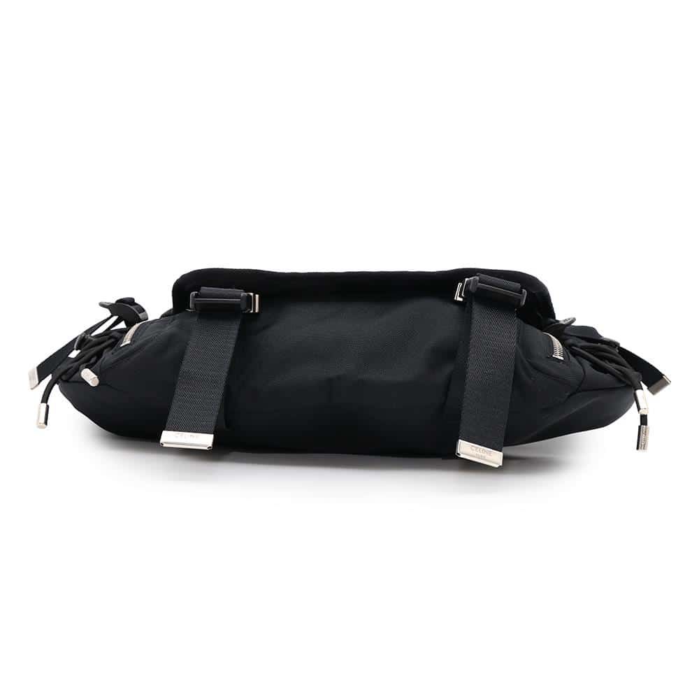 セリーヌ ショルダーバッグ ミディアム トレッキング メッセンジャー