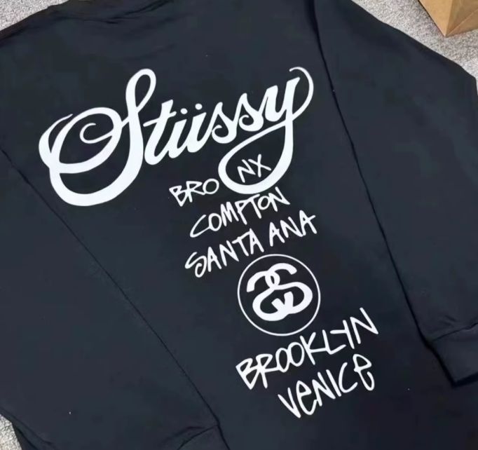 新品】Stussy WORLD TOUR LS TEE ワールドツアープリント クルー 新品】Stussy WORLD TOUR LS TEE ワールドツアープリント クルー