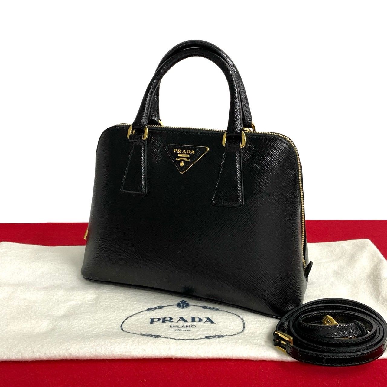 ほぼ未使用 袋付 PRADA プラダ 三角ロゴ 金具 サフィアーノ レザー 本革 2way ハンドバッグ ショルダーバッグ ブラック 16097 -  メルカリ