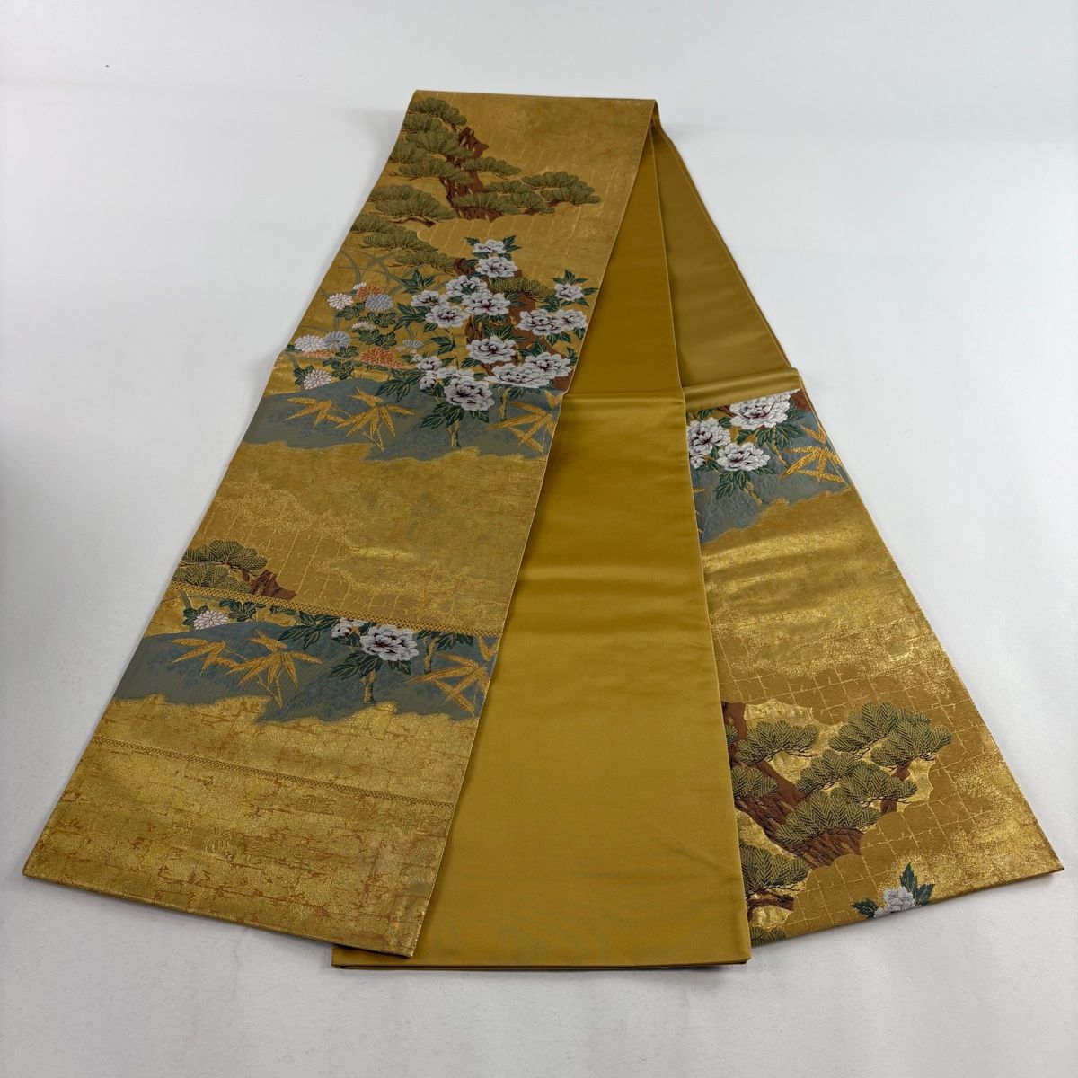 袋帯 美品 秀品 証紙 国宝 松秋草園 牡丹 松竹 金糸 箔 金色 六