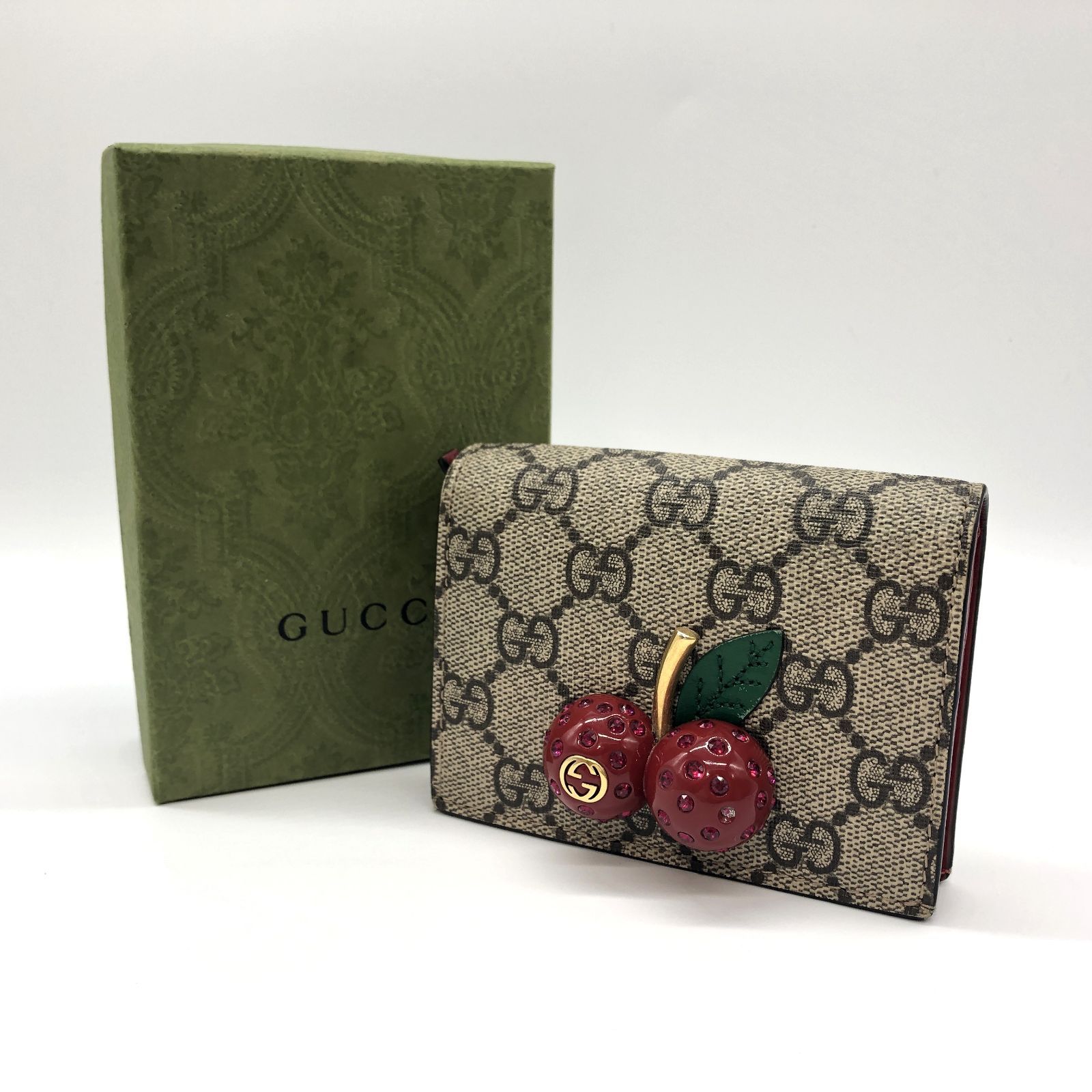 GUCCI グッチ 476050 1147 インターロッキングG GGスプリーム さくらんぼ 二つ折り 財布 ウォレット 中古 004930 -  メルカリ