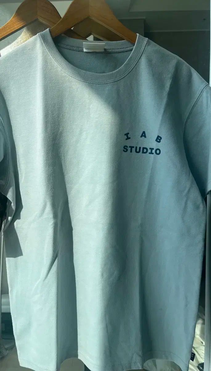 【雷市場（ポンジャン）商品韓国直送】 IAB Studio(アイエプスタジオ) スタジオ 半袖 L