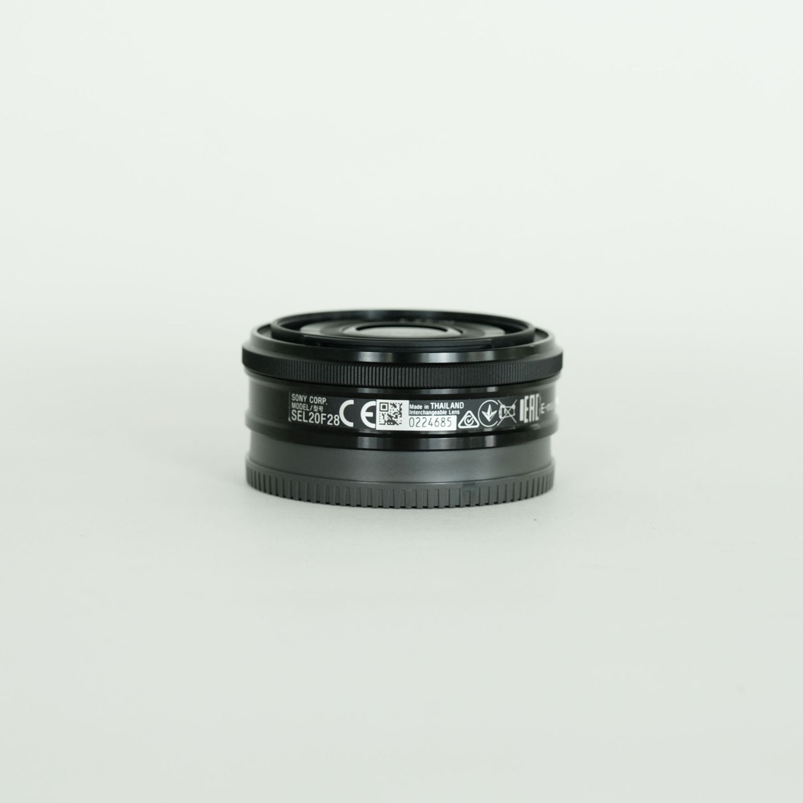 [フード・フィルタ付属]SONY SEL20F28 [Eマウント] フード・フィルタ付属]SONY SEL20F28 [Eマウント]