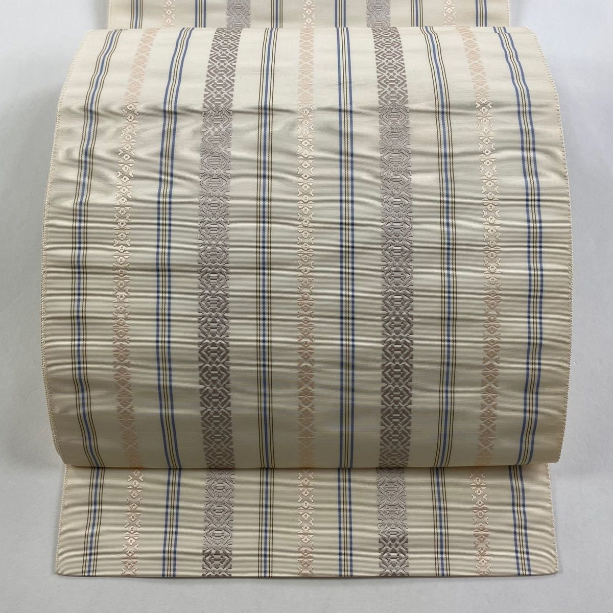 名古屋帯 秀品 八寸名古屋帯 松葉仕立て 縞 クリーム 正絹