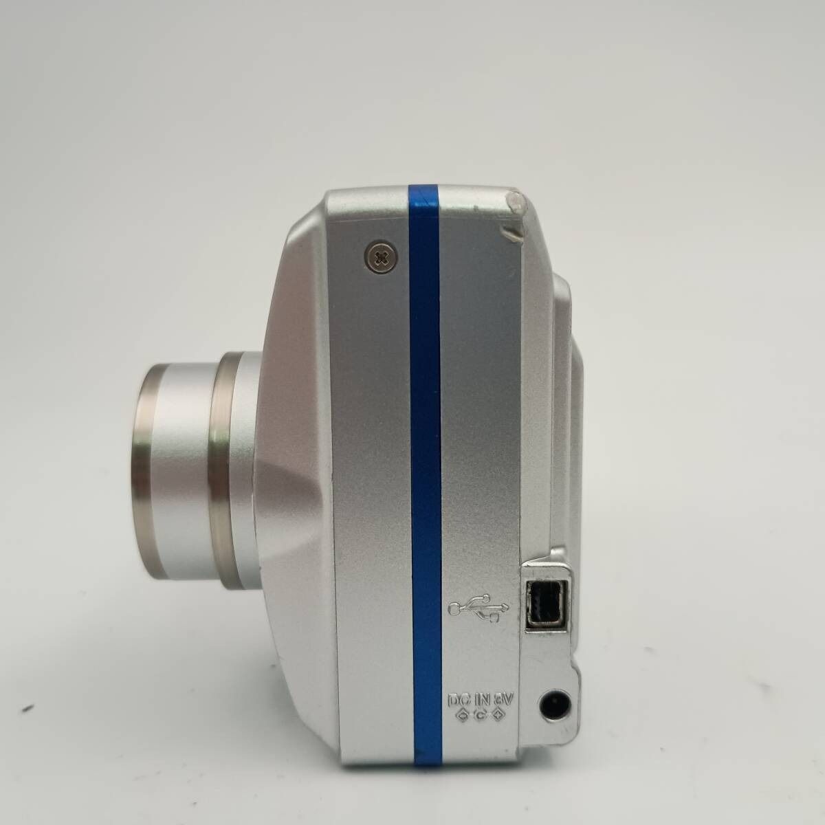 Fujifilmフジフイルム FinePix A303 デジタルカメラ シルバー Amazon.com : Fujifilm FinePix A303 3MP Digital Camera w/ 3x