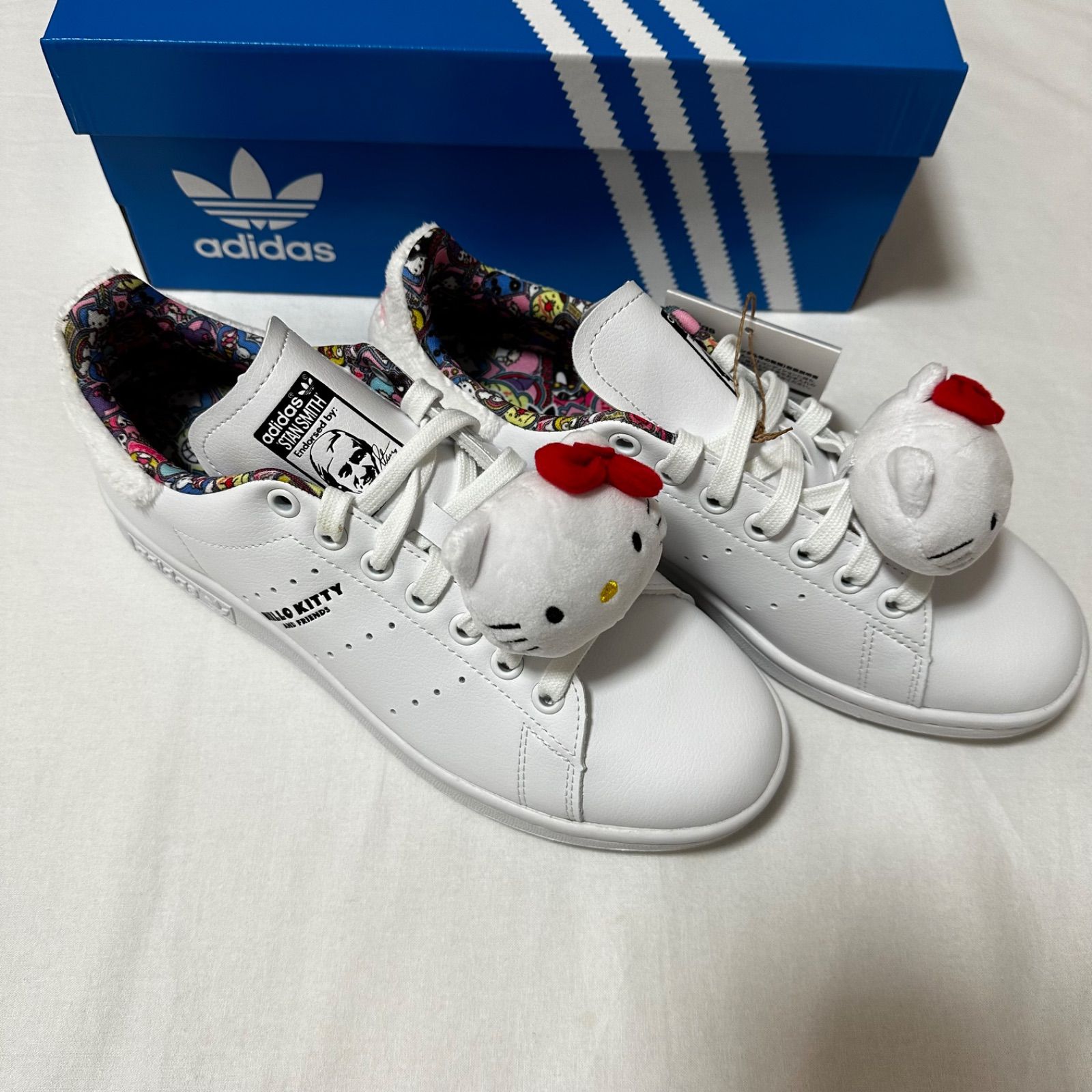 新品24.5㎝アディダス スタンスミス スニーカー ハローキティ