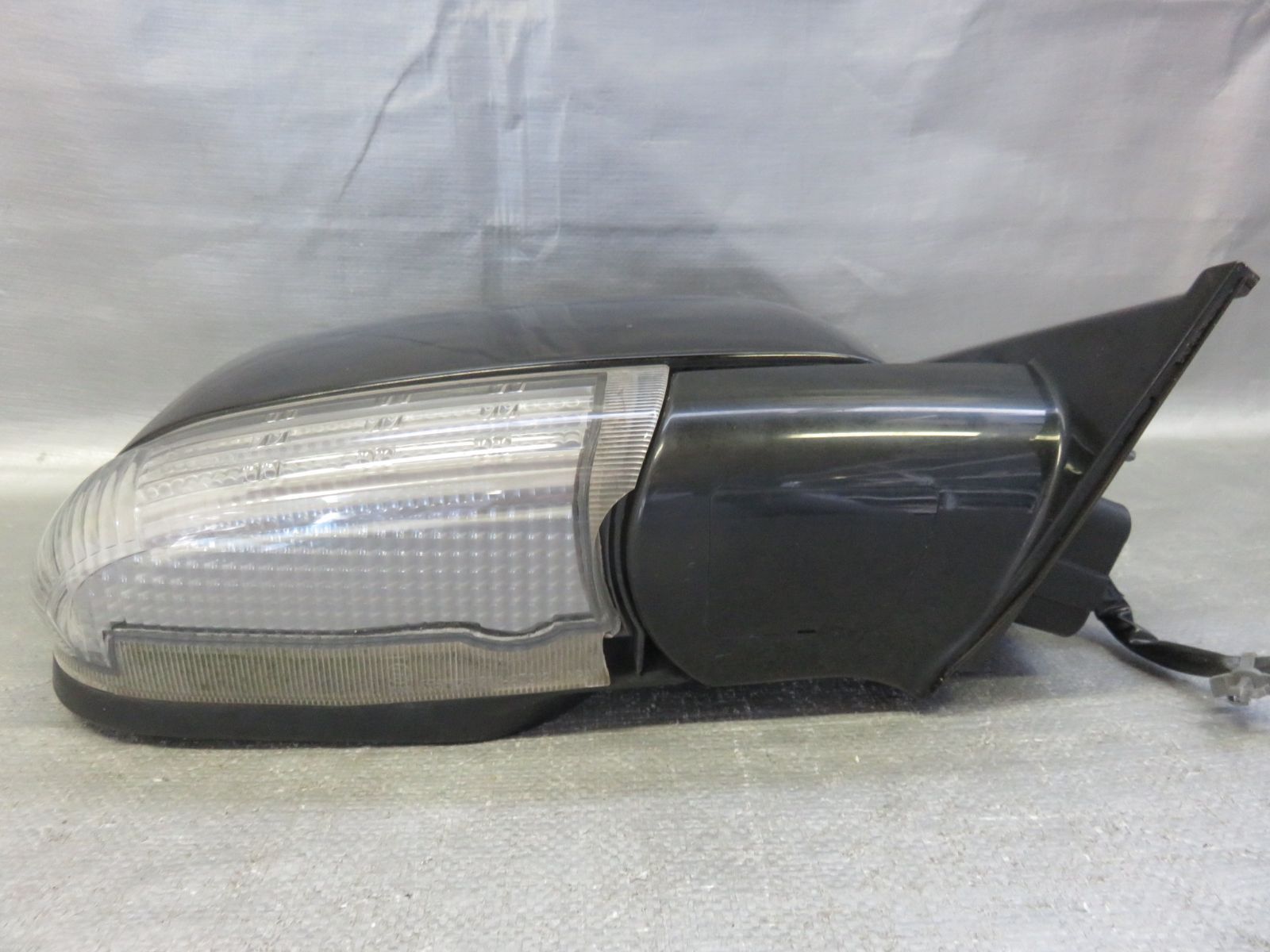 デリカD5 　CV2W ドアミラー デリカD:5 CV2W 右ドアミラー 86582