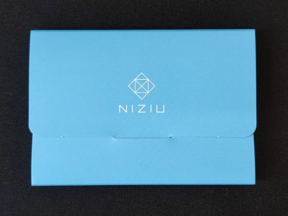 にじゅう niziu