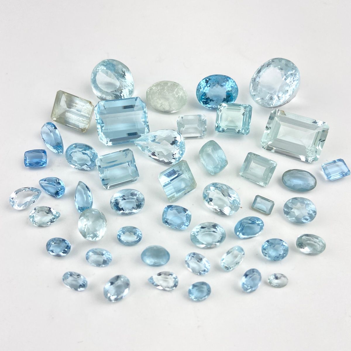 レア品　完全別格　透明感　天然石モスアクアマリン約13.8㍉ 563bb742fd61ef707a6a3476c00cbb