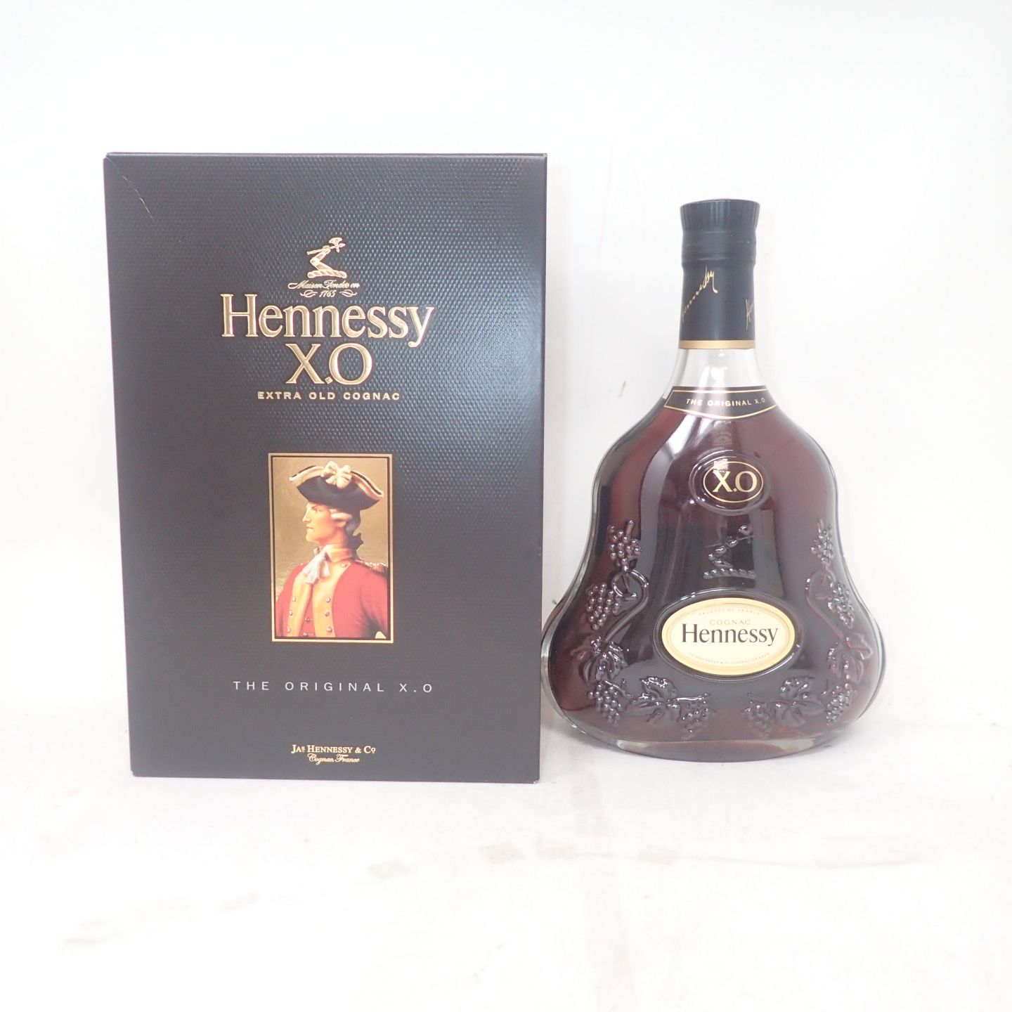 ヘネシーXO 黒キャップ 700ml 40％ Hennessy【H2】 - お酒の格安本舗