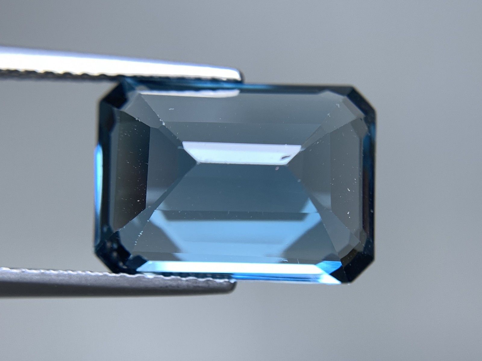 ロンドンブルートパーズ 天然