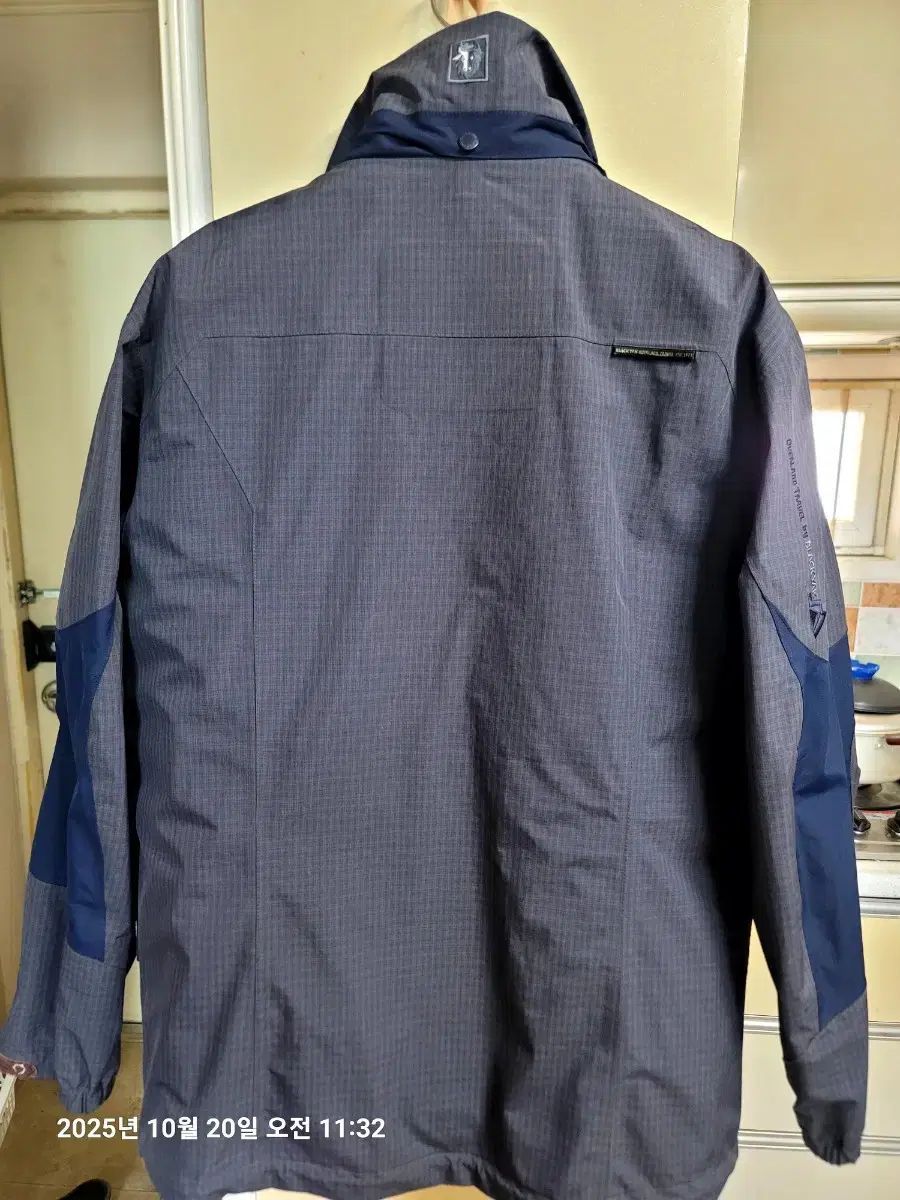 BLACK YAK ゴアテックス 登山 ジャケット メンズ100サイズ