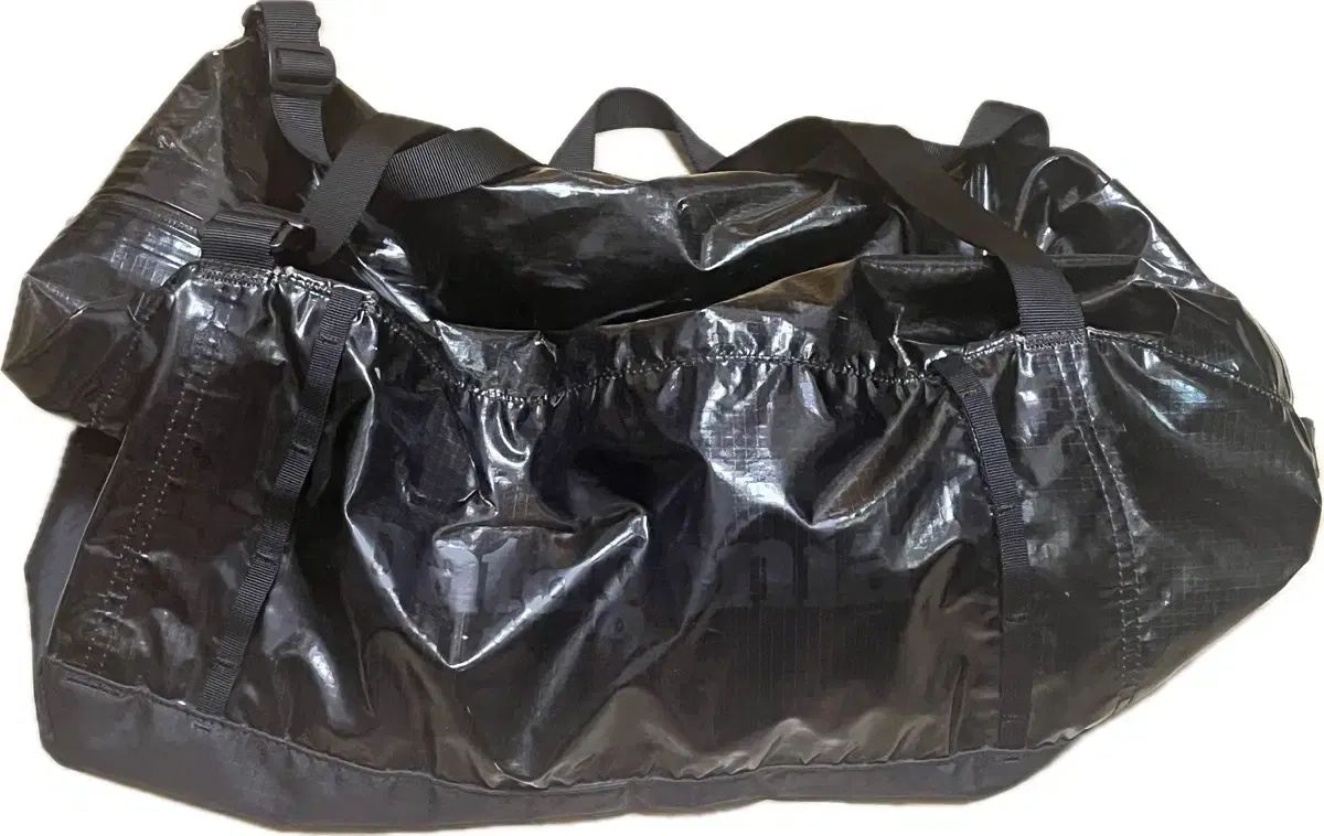 パタゴニア ライトウェイト ブラックホール ダッフルバッグ 30 L