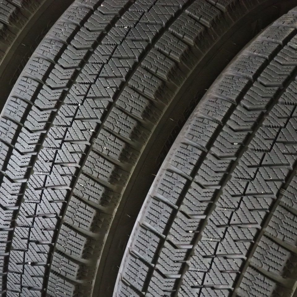 22年製 バリ山 ブリヂストン BLIZZAK VRX2 185/60R15 4本 スタッドレス