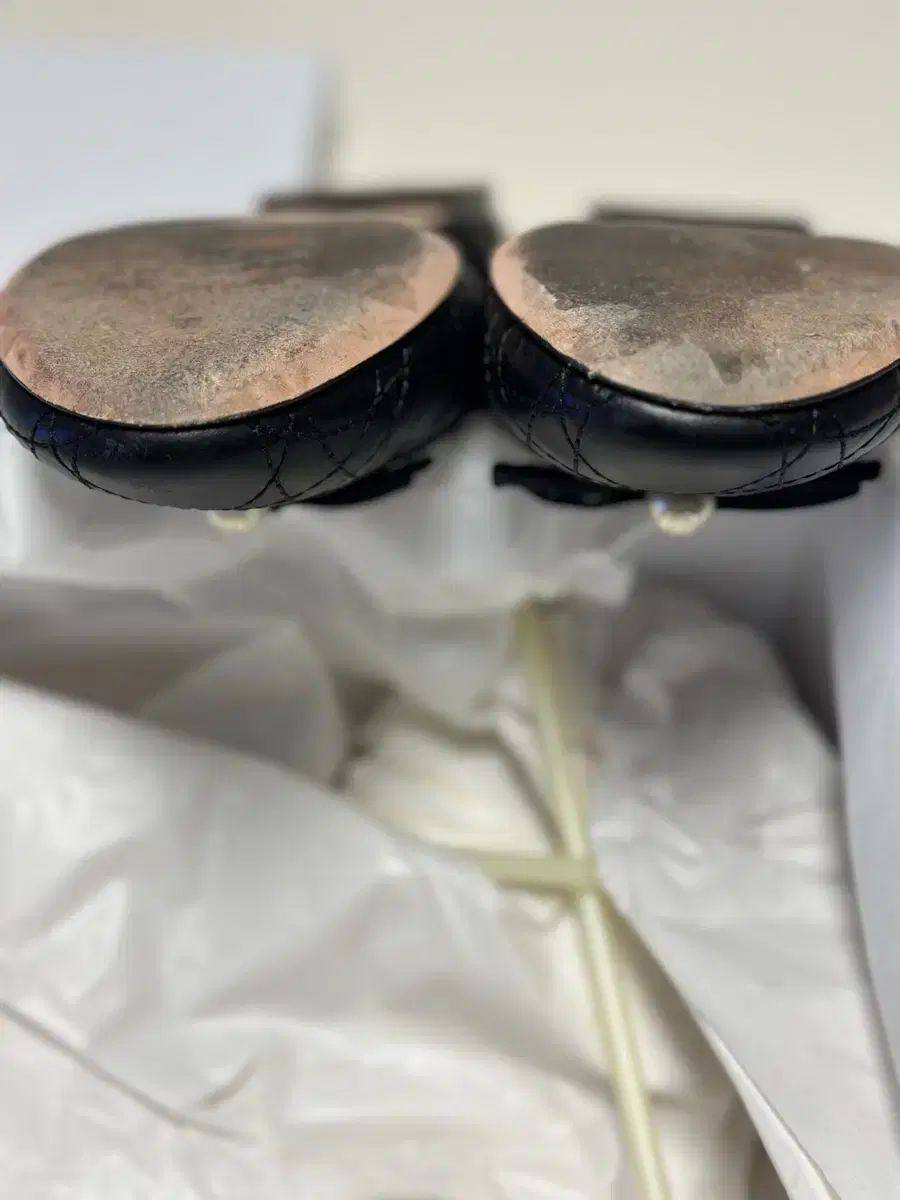 フラットシューズ