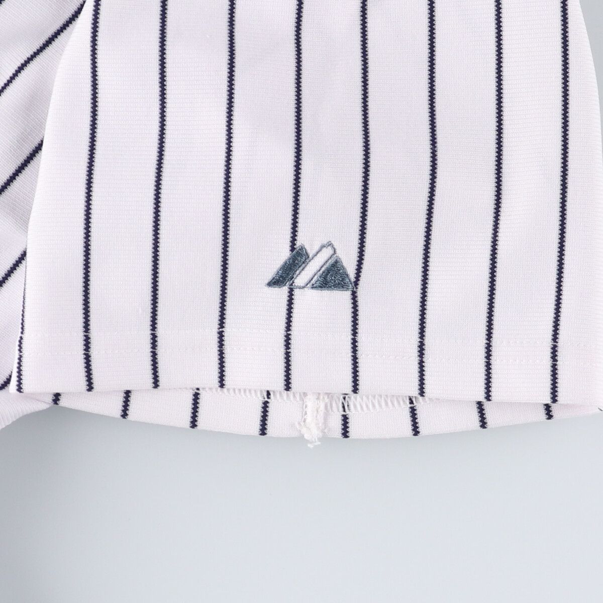 人気銘柄 USA製 90's NewYork Yankees 古着 ゲームシャツ USA製 90s NEWYORK YANKEES Cotton Baseball Shirt 紺 XL MLB